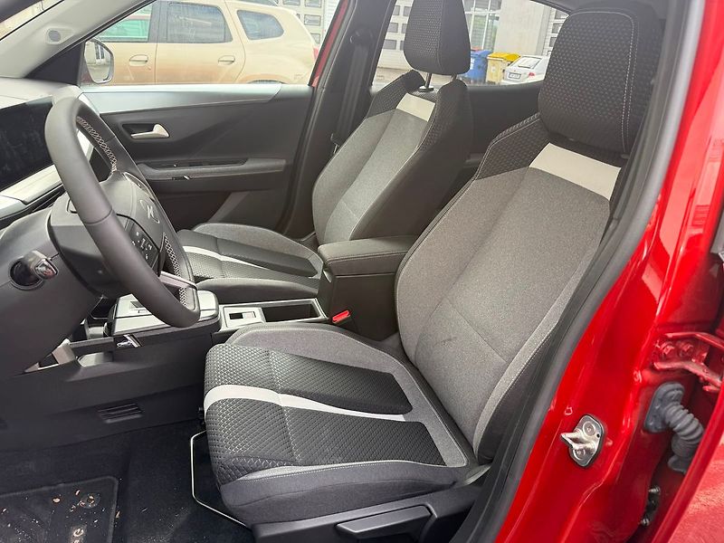 Opel Frontera GS + vyhřívaný volant, sedačky - fotka 4 z 8