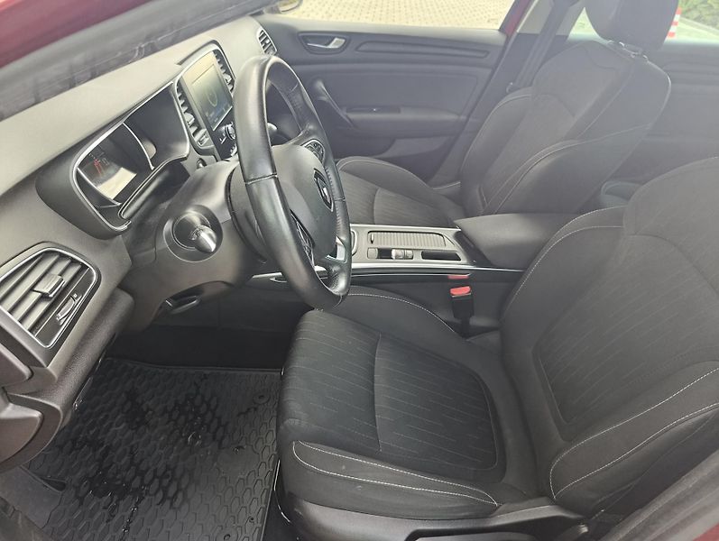 Renault Mégane (2020) 1.4 84KW ČR 1.MAJITEL - fotka 13 z 14