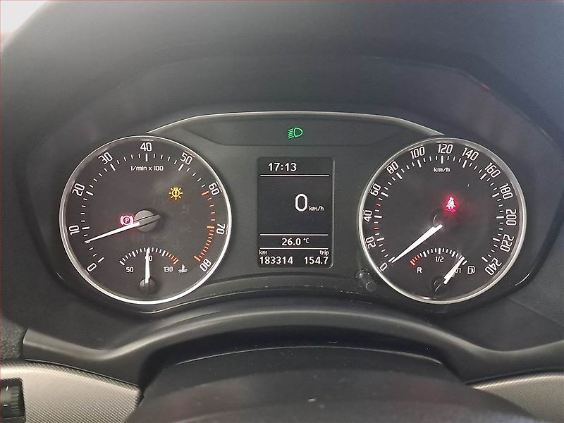 Škoda Octavia (2013) Ambition 1.4 TSI, Tempomat - fotka 11 z 20