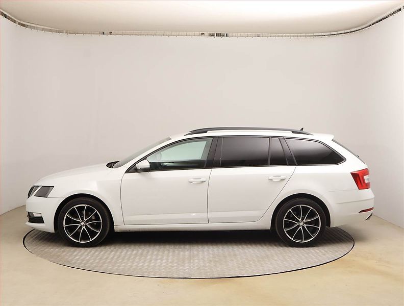 Škoda Octavia (2017) Ambition 2.0 TDI, Automat - fotka 3 z 28