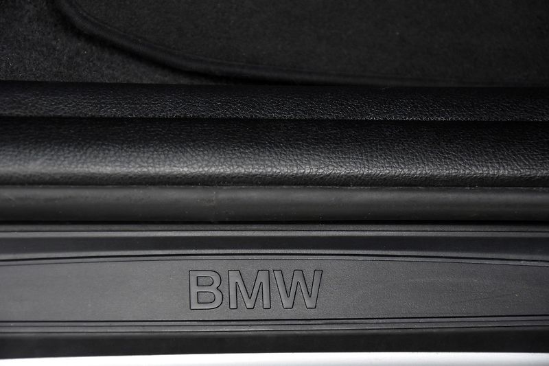 BMW Řada 1 1.6d 6st, KLIMA, TEMPOMAT, ALU - fotka 9 z 50