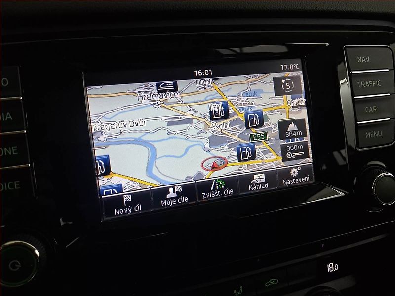 Škoda Octavia (2014) Ambition 1.6 TDI, Navi - fotka 13 z 16