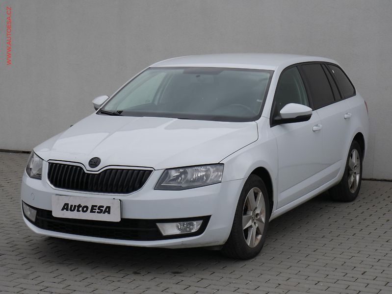 Škoda Octavia (2016) 1.6 TDi, 2.maj,ČR, AC - fotka 3 z 15