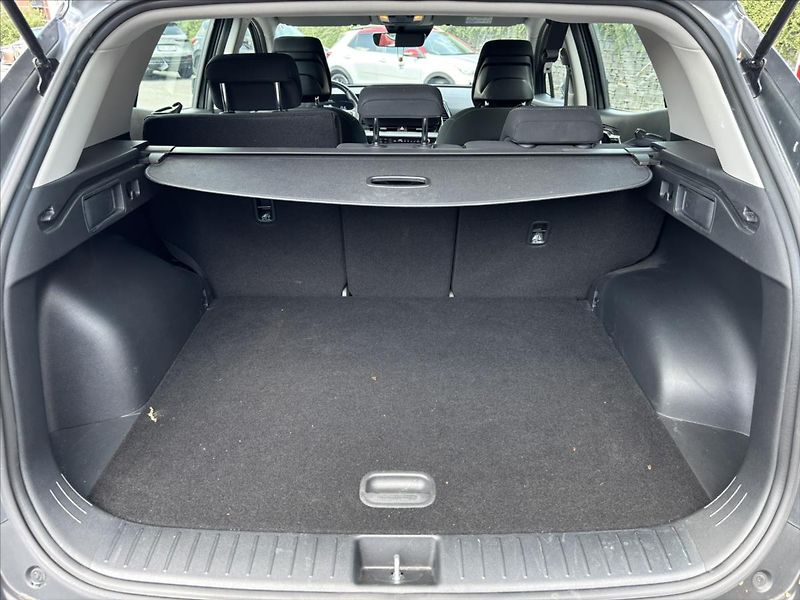 Kia Sportage 1,6 TGDi Exclusive NAVI ZÁRUKA - fotka 13 z 40