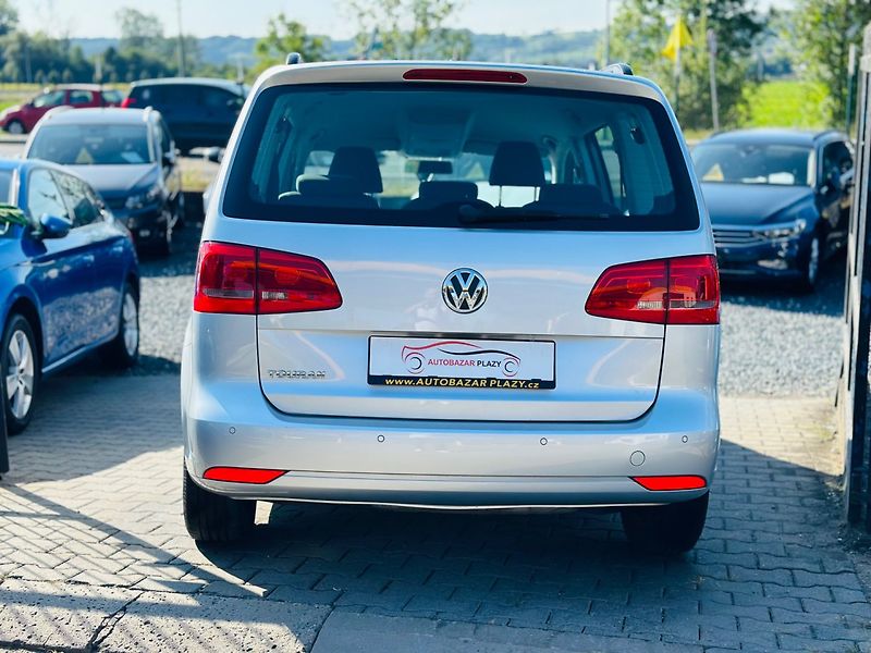 Volkswagen Touran (2011) 1.2TSi PĚKNÝ STAV, PO SERVISU - fotka 5 z 18