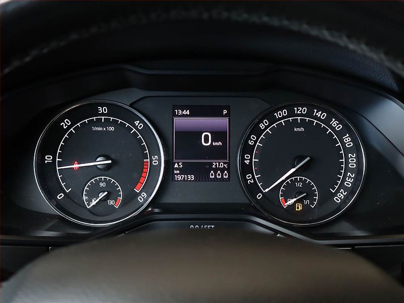 Škoda Superb (2016) Style 2.0 TDI, Automat, Kůže - fotka 11 z 19