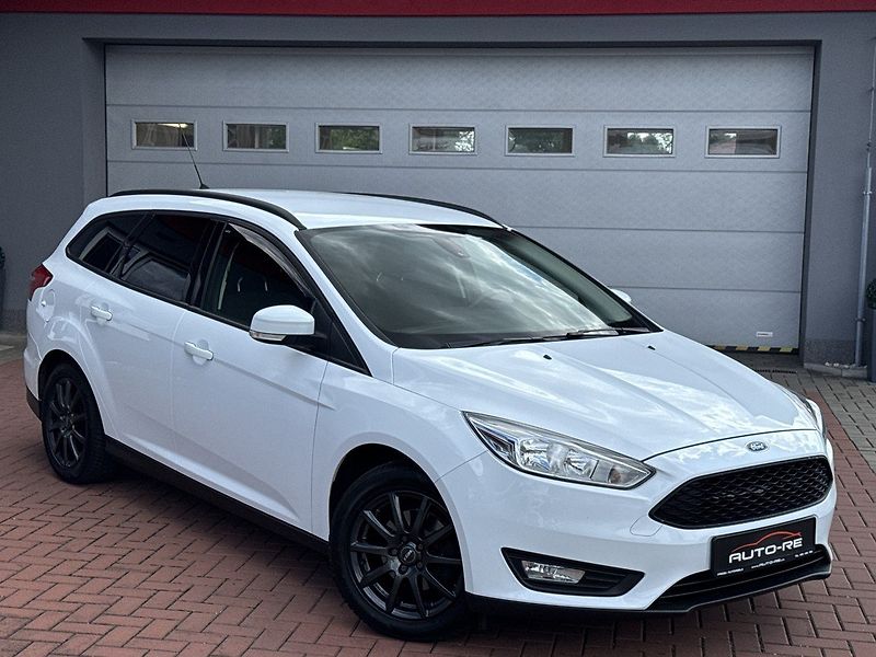Ford Focus (2016) 1.6i Ti-VCT Klima Winter Paket - fotka 1 z 50