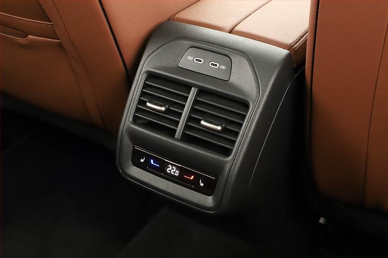 Škoda Superb (2024) 2.0 TDI - fotka 17 z 20
