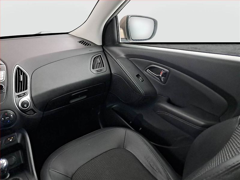 Hyundai ix35 (2013) 2.0 CRDi, 4X4, Tempomat - fotka 8 z 18