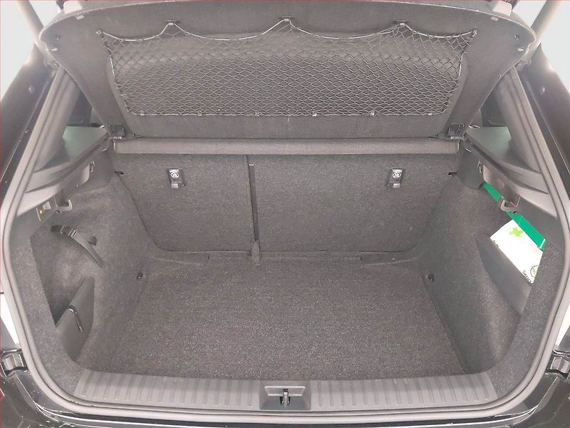 Škoda Kamiq (2021) Scoutline 1.5 TSI - fotka 14 z 20