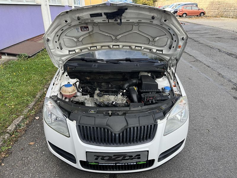 Škoda Fabia 1,2 HTP Combi Classic - fotka 25 z 26