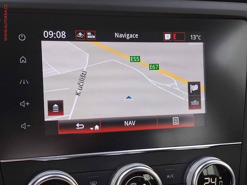 Renault Kadjar (2021) 1.3 TCe, Limited, AT, kamera - fotka 17 z 19