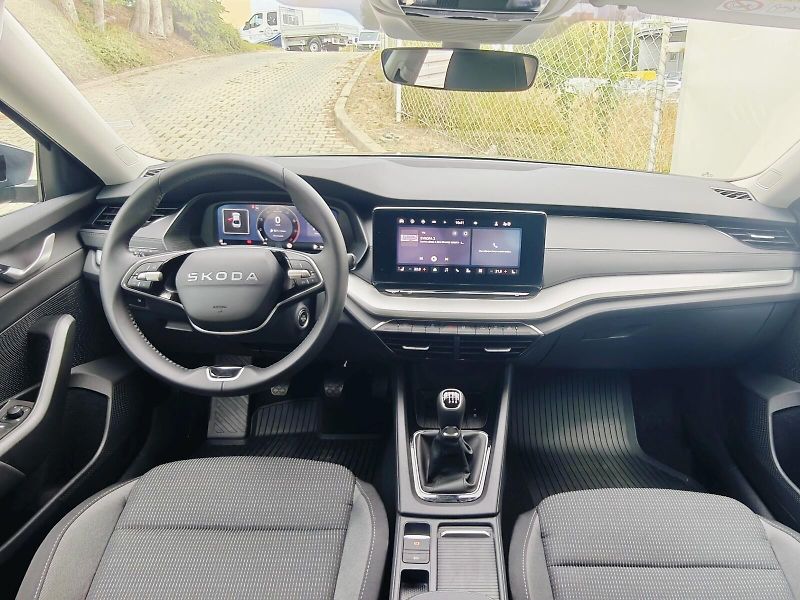 Škoda Octavia (2025) 1,5 TSI 110 kW Selection - fotka 6 z 40