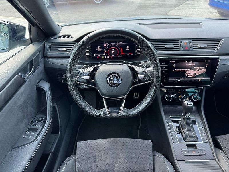 Škoda Superb (2021) Sportline 2.0 TSI DSG 4x4 - fotka 15 z 40