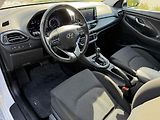Hyundai i30 1.5 t-gdi 118 kw/automat/DPH - náhled 13