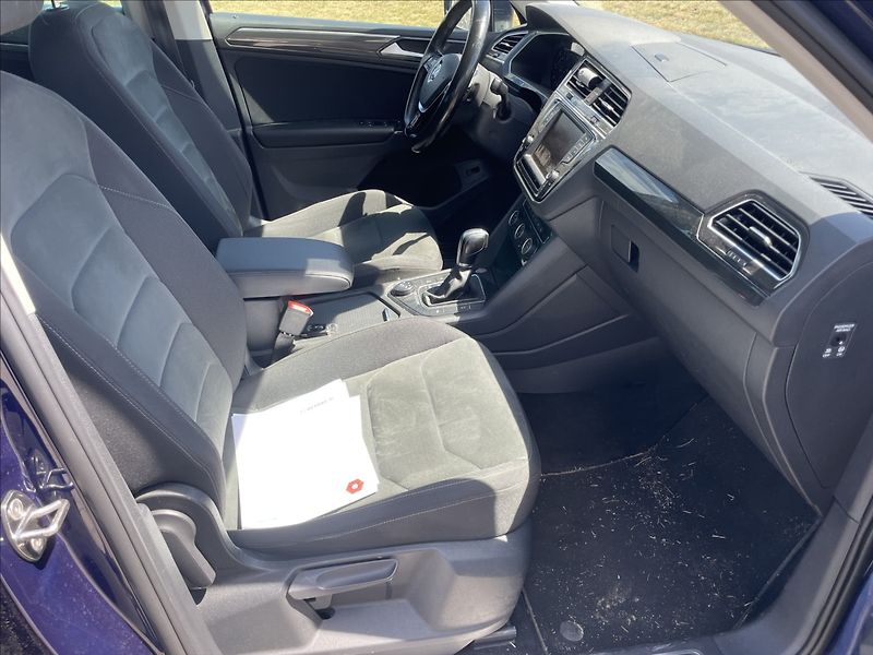 Volkswagen Tiguan 2,0 TDi 110kw 4-Motion Tažné L - fotka 14 z 35