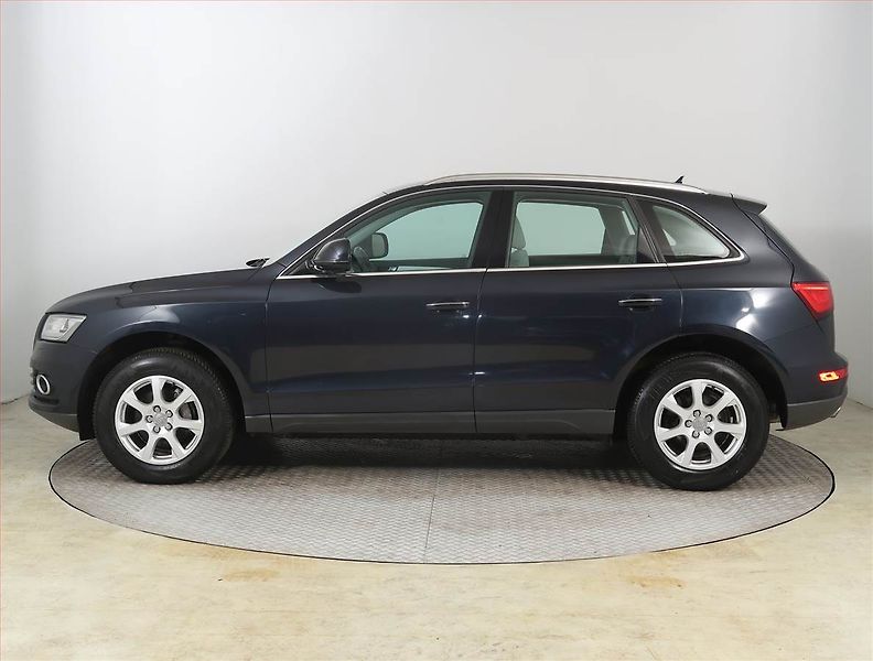 Audi Q5 (2015) design 2.0 TDI, 4X4, Automat - fotka 3 z 24