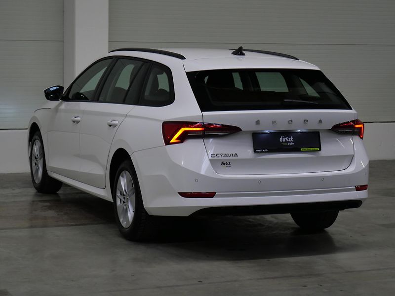 Škoda Octavia - fotka 7 z 25