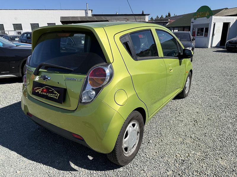 Chevrolet Spark 1.0 16V - fotka 6 z 13