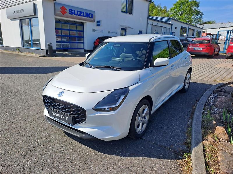 Suzuki Swift (2026) 1,2 PREMIUM HYBRID - fotka 3 z 19