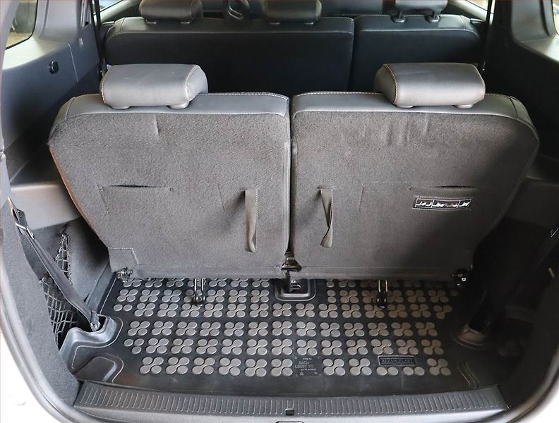 Dacia Lodgy (2017) Stepway 1.6 SCe, 7 míst, ČR - fotka 22 z 23