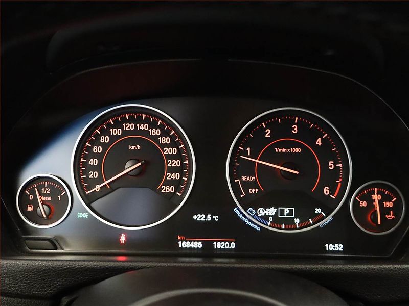 BMW Řada 4 (2017) M Paket 420d xDrive - fotka 9 z 16