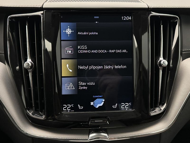 Volvo XC60 D5 AWD INSCRIPTION AUT CZ - fotka 31 z 42