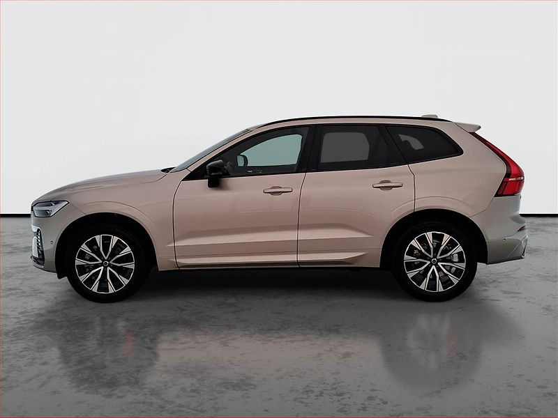 Volvo XC60 (2023) B4 AWD - fotka 3 z 32