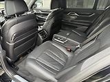 BMW Řada 7 3,0 xDrive 740d - náhled 28