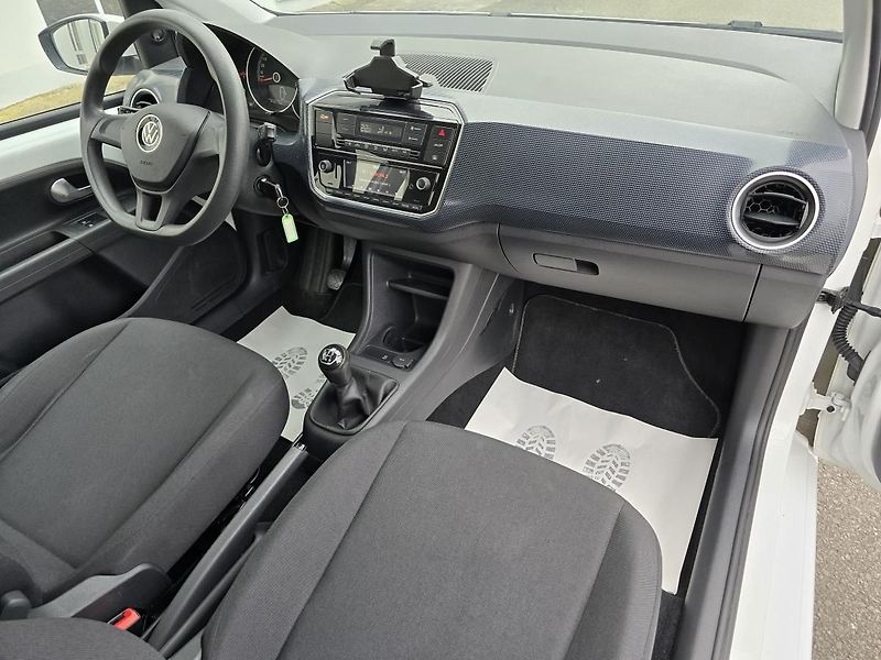 Volkswagen up! CNG KAMERA + DIGIKLIMA ČR - fotka 11 z 33