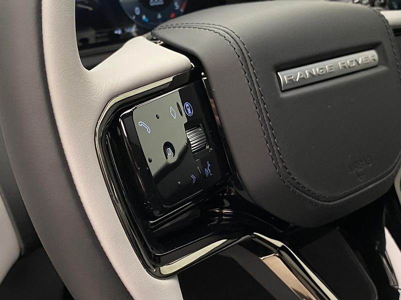 Land Rover Range Rover Velar D300 Dynamic SE REZERVACE - fotka 23 z 61
