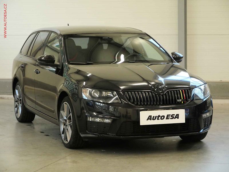 Škoda Octavia (2014) 2.0 TDI, ČR, DSG, xenon, AC - fotografie inzerátu