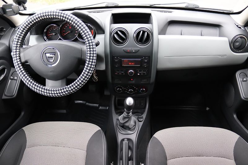 Dacia Duster 1.5dCi 1. MAJITEL JAKO NOVÉ - fotka 30 z 49