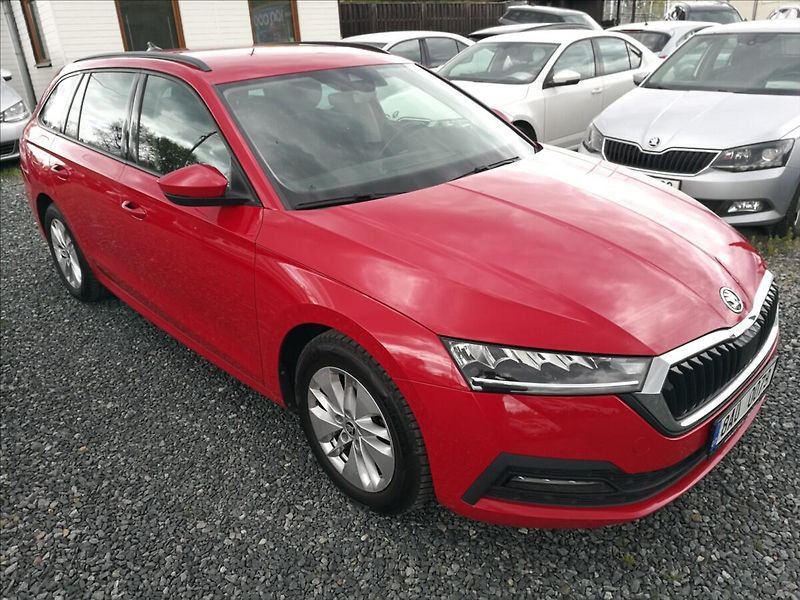 Škoda Octavia 2,0 TDI DSG 1.majitel - fotka 2 z 16