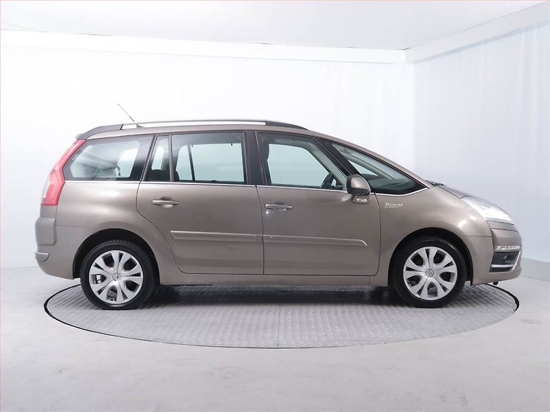 Citroën C4 Picasso (2011) 1.6 HDi, 7 míst, Eko.zaplacen - fotka 6 z 17