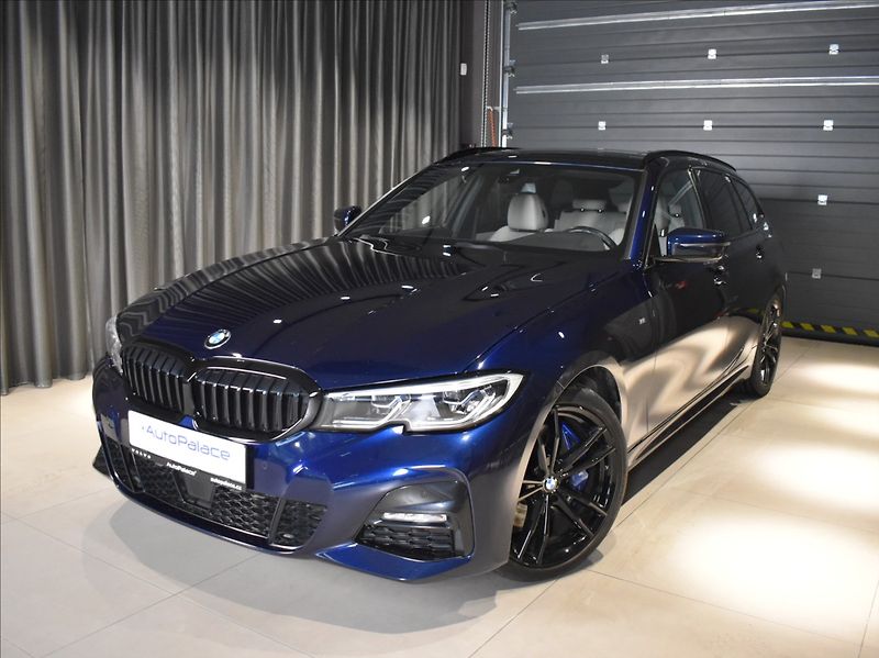 BMW Řada 3 330D Xdrive M-Paket,Pano   3,0 - fotka 1 z 27