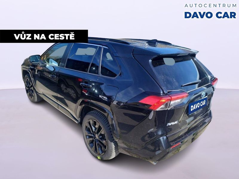 Toyota RAV4 2,5 HB Black Edition 4WD CZ DP - fotka 4 z 12