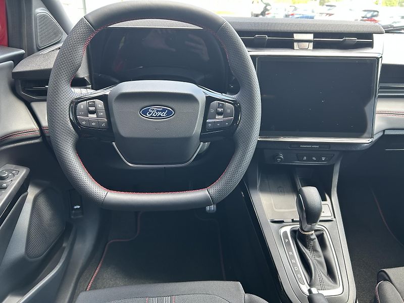 Ford Puma 1.0EcoBoost Hybrid92kW ST-Line - fotka 13 z 32