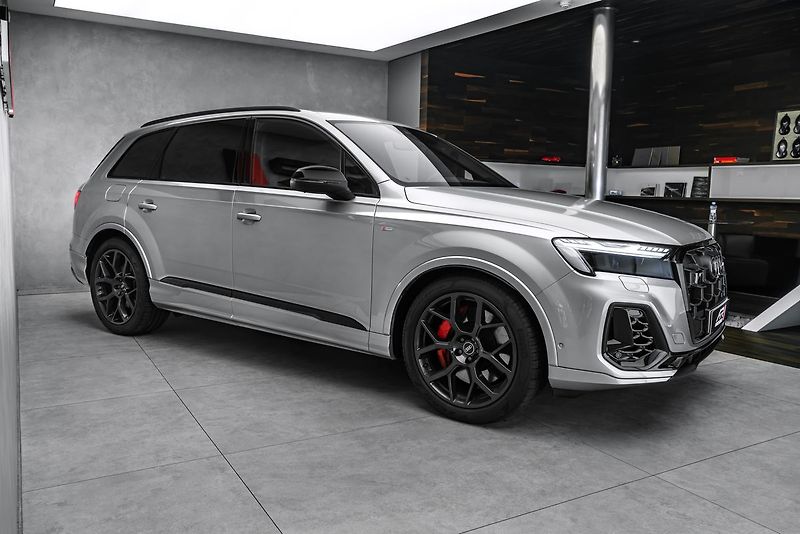 Audi Q7 e Quattro Sline 360kW Masáže - fotka 4 z 28