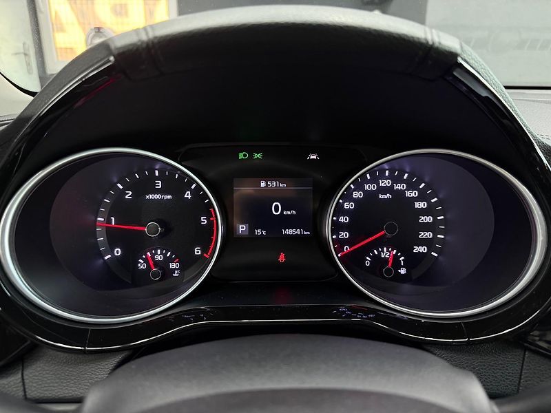 Kia Ceed (2020) SW 1.6 CRDi 136k Platinum A/T - fotka 19 z 22