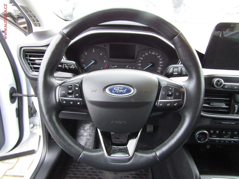 Ford Focus (2020) 1.5 TDCi, ČR, AC, park.čidla - fotka 20 z 21