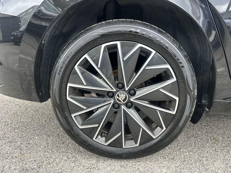 Škoda Scala (2024) 1.0 TSI Top Selection - fotka 25 z 26