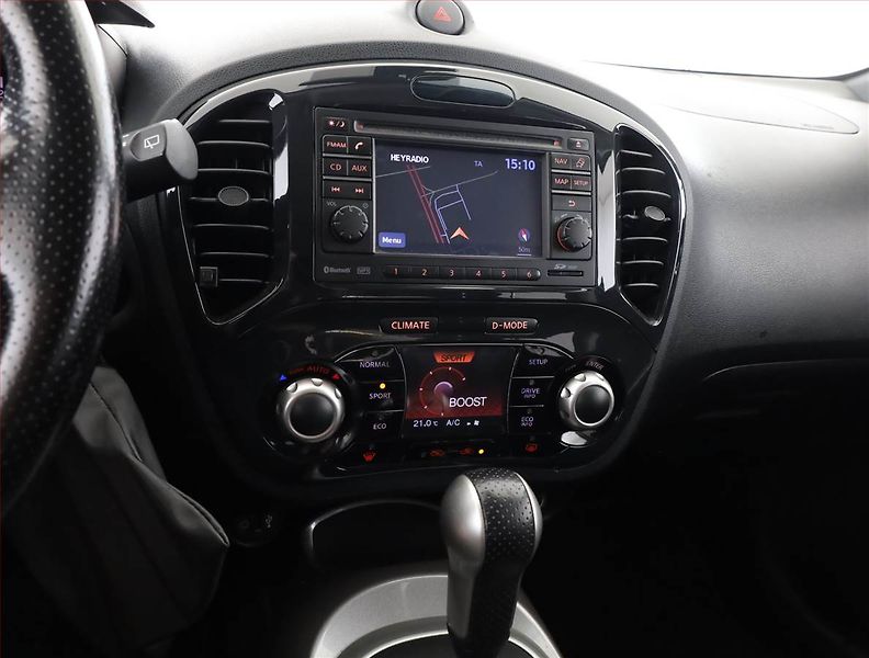 Nissan Juke (2011) 1.6 DIG-T, 4X4, Automat - fotka 10 z 17