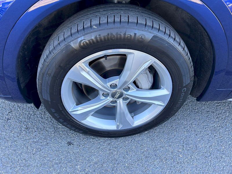 Audi Q5 (2019) 3.0 TDI 210kW Quattro S-LINE - fotka 34 z 35