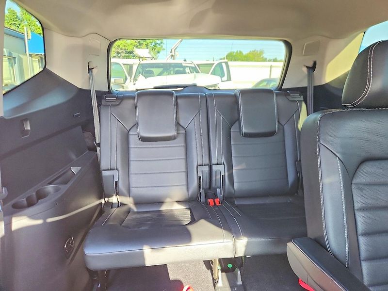 Volkswagen Atlas (2023) Auto na cestě - fotka 10 z 13