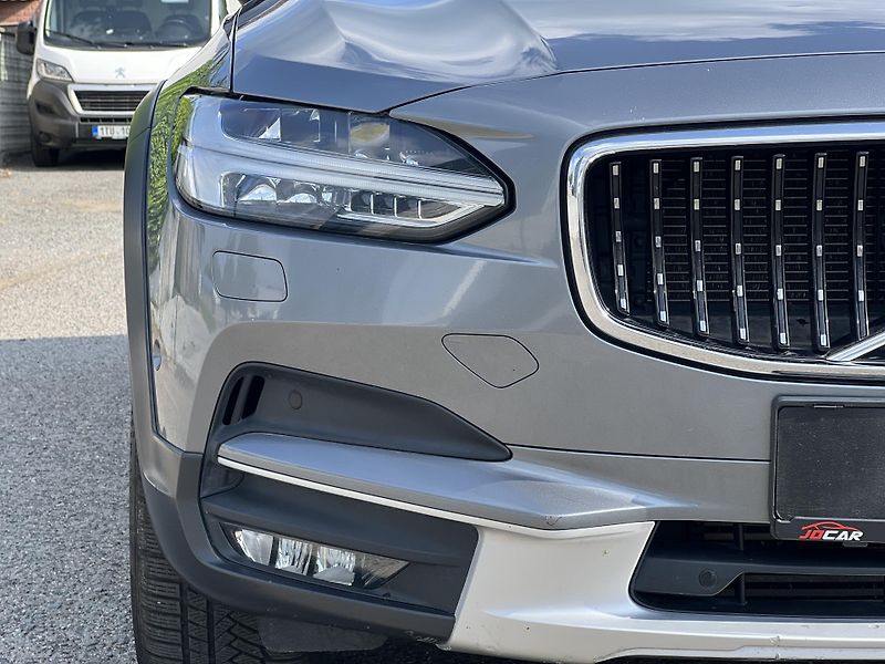 Volvo V90 T6 235kw AWD CROSS COUNTRY - fotka 47 z 52
