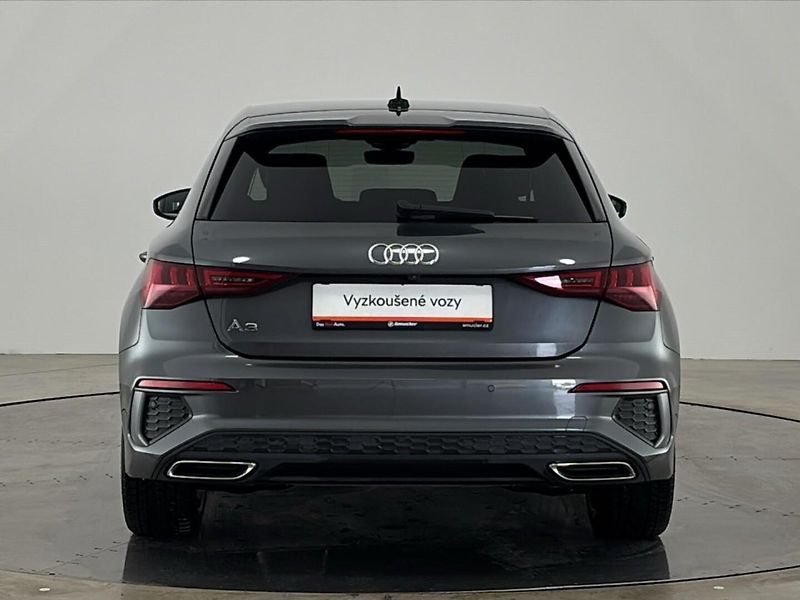 Audi A3 S-Line Sportback - fotka 17 z 30