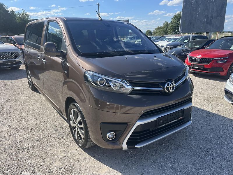 Toyota ProAce Verso (2021) 2.0D 130Kw Webasto Panorama - fotka 1 z 25