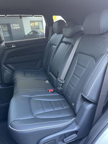 KGM Rexton (2025) 2.2 e-XDI Premium, 4x4, 7 míst - fotka 10 z 17