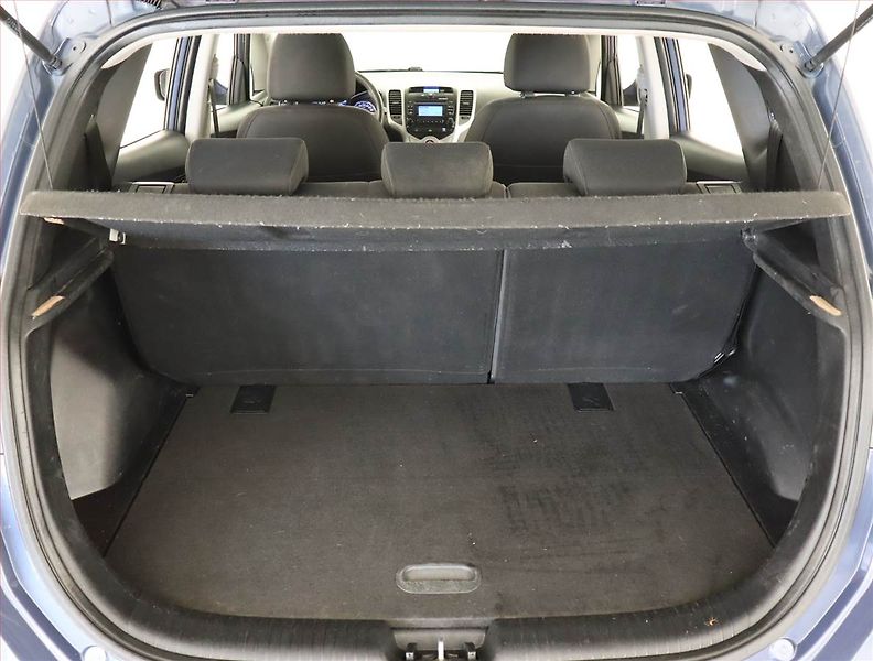 Hyundai ix20 (2011) 1.4 CVVT, LPG, Serv.kniha - fotka 13 z 19